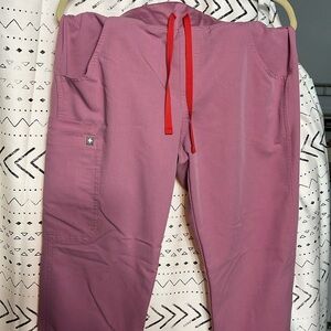 FIGS Kade Cargo Scrub Pants - Chalk Pink